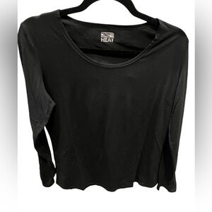 32° heat black long sleeved top bundle. EUC